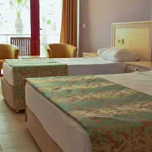 gumuldur-resort-hotel.aegeanhotels.net/