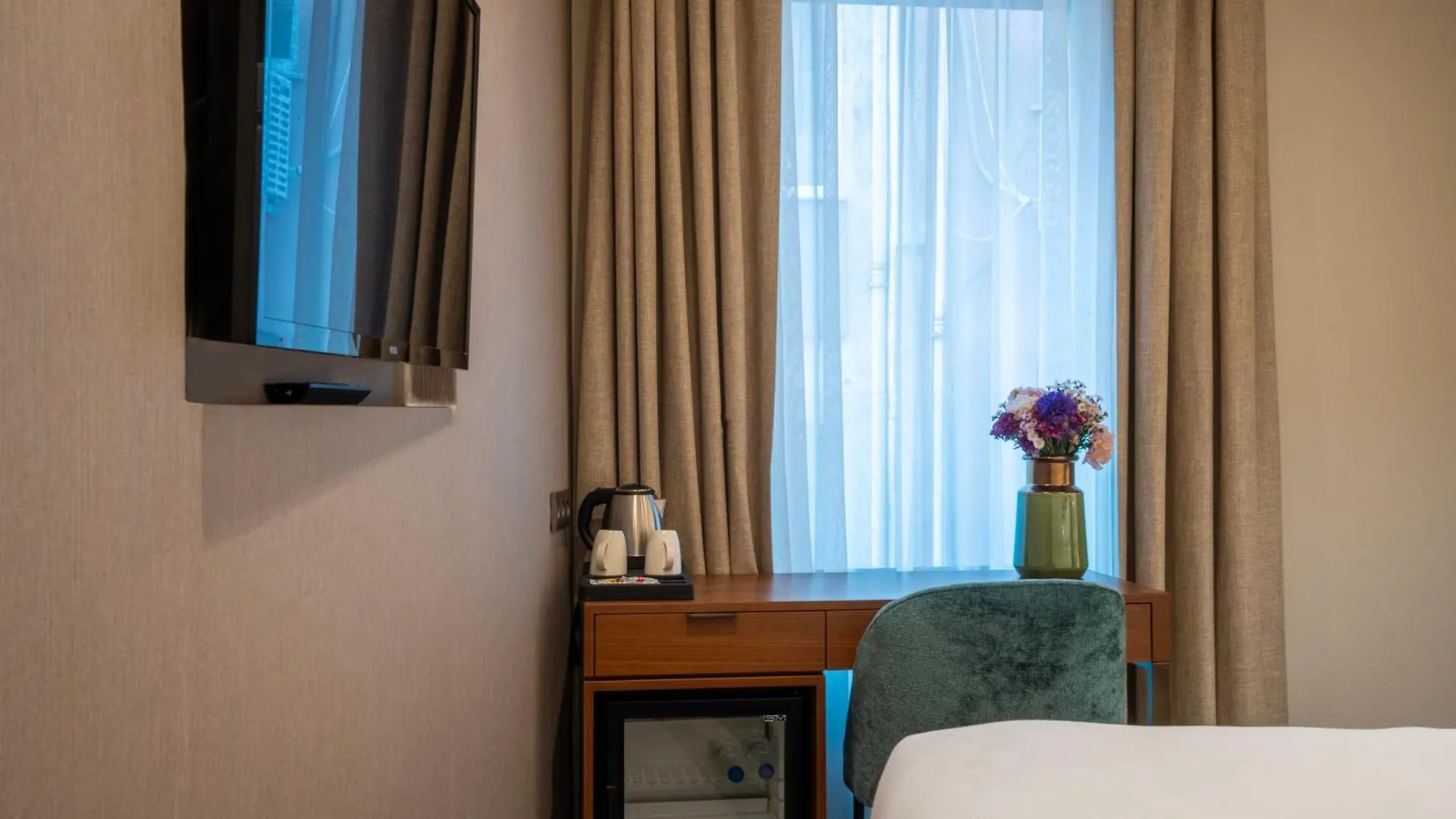 Smart And Simple Hotel Karakoy Istanbul 0*,