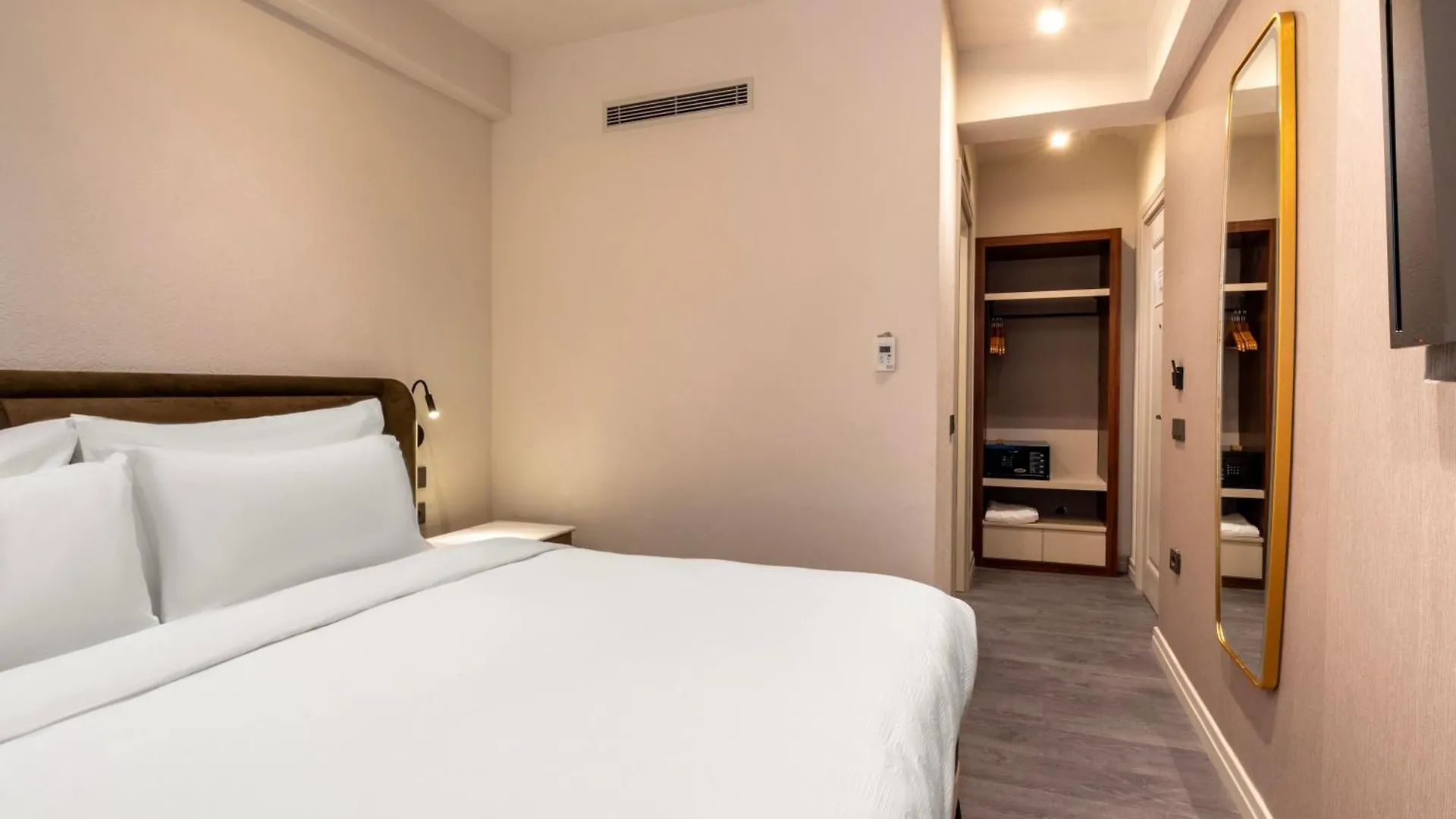Smart And Simple Hotel Karakoy Istanbul